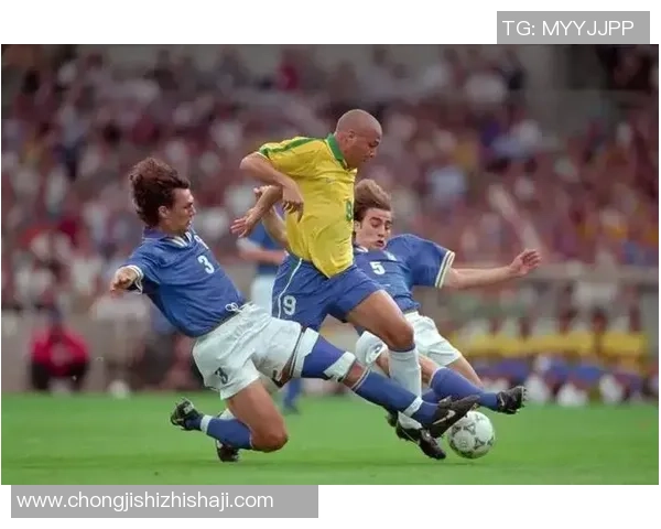 足球明星精彩瞬间回顾高清集锦展现足坛传奇风采与激情对决