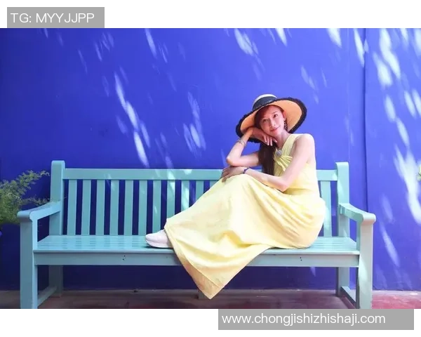 足球明星美女转会瞬间精彩瞬间尽显魅力与风采的图片集锦 足球明星美女转会瞬间精彩瞬间尽显魅力与风采的图片集锦